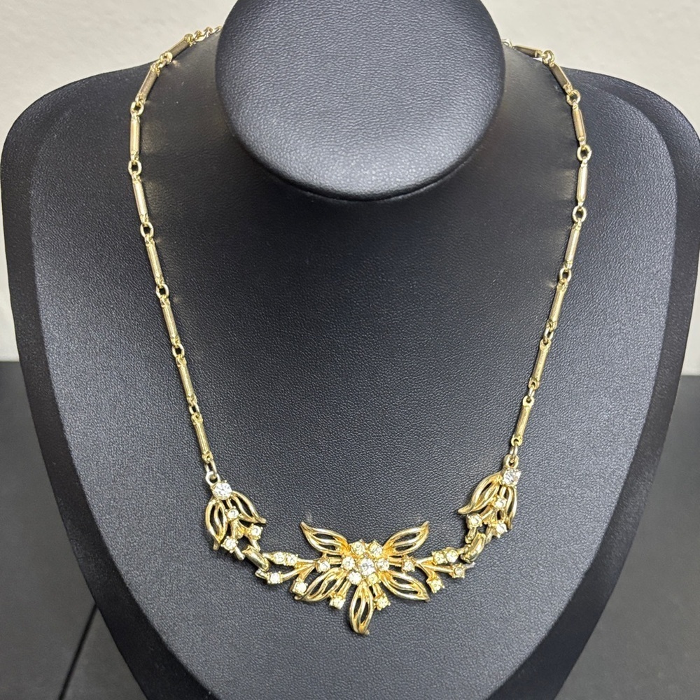 Vintage Floral Rhinestone Collar Choker Gold Tone Necklace
